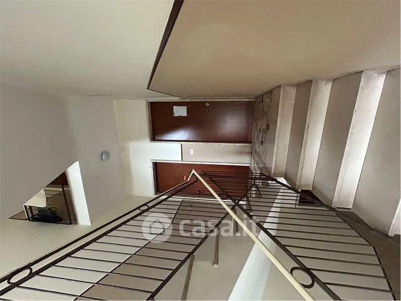 Pièces - Three-Bedroom Apartment with Balcony in Vercelli