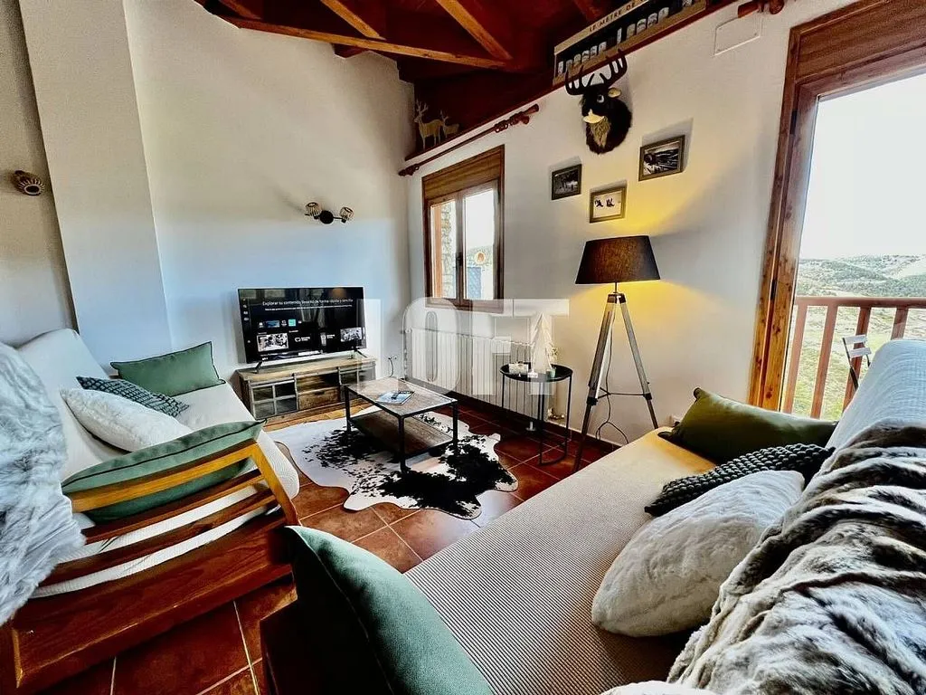 Séjour - Duplex Apartment with Pool in Alp