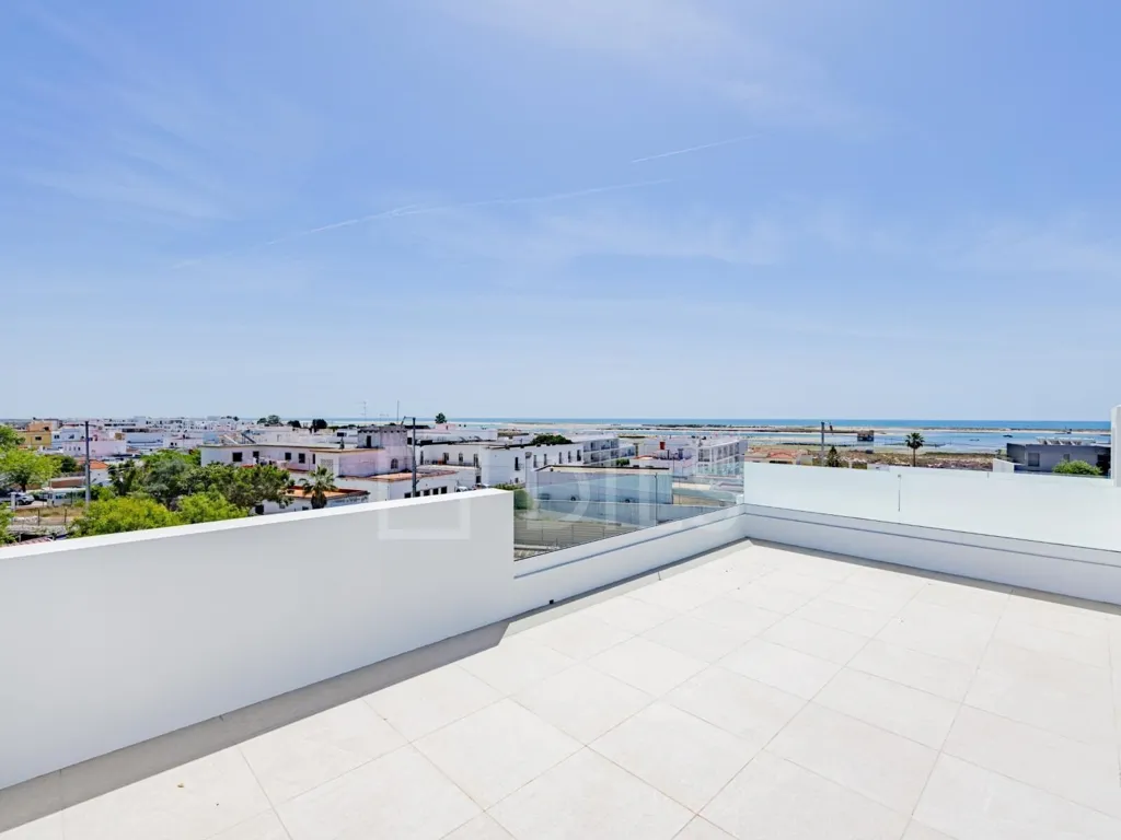 Terrasse - Semi-Detached House with Pool in Olhão