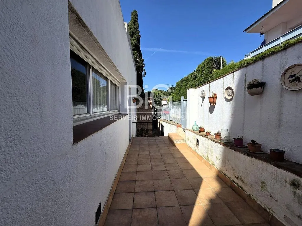 Aed - Chalet with Pool and Terrace in Mataró