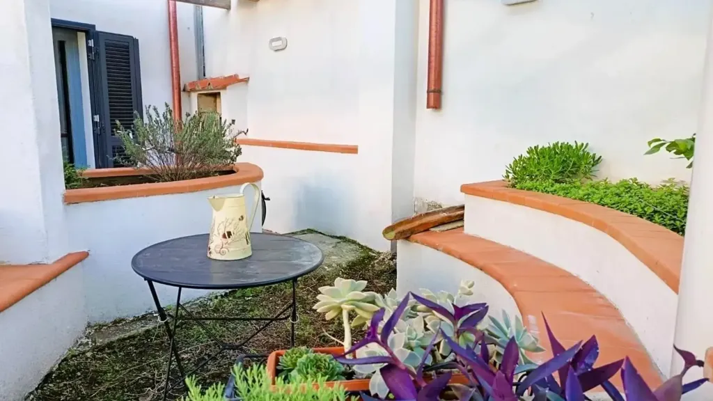 Terrass - Rustic-Style Flat with Private Garden in Empoli