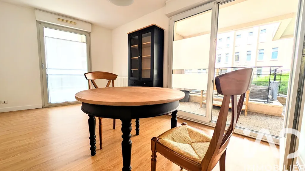 Sala da pranzo - Spacious Apartment with Terrace in Le Mans