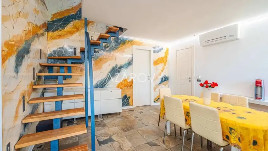 Söögituba - New Villa with Sea View in Sanremo