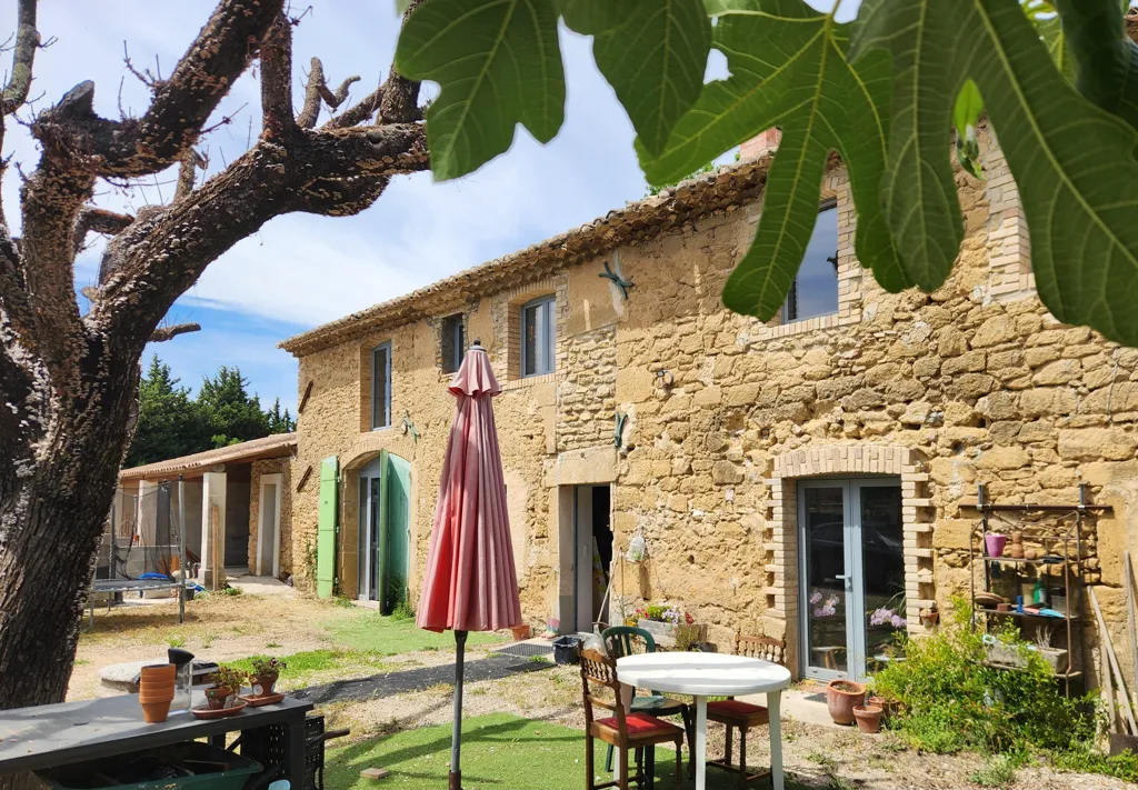 Giardino - Stone House with Garden in Sérignan-du-Comtat