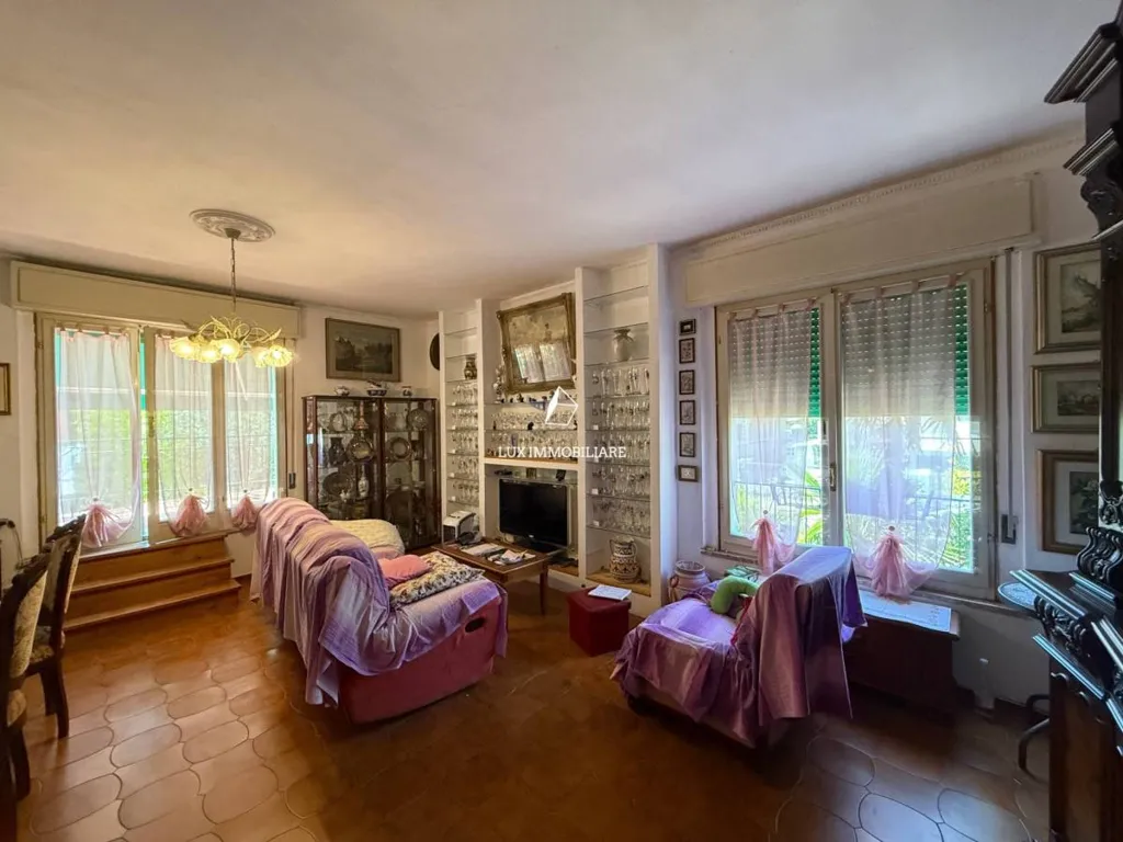 Elutuba - Rustic Villa with Garden in Lugo