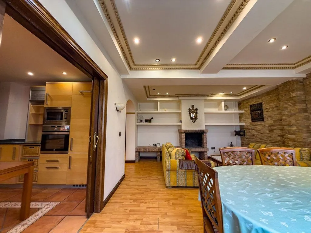 Salle à manger - Apartment with Garage in Lovaina, Vitoria