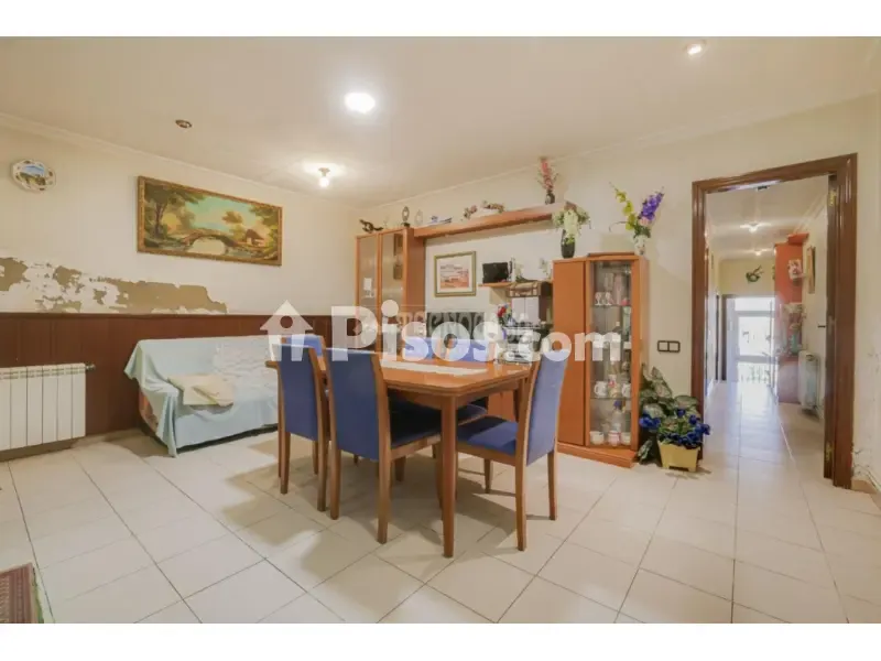 Sala da pranzo - Two-Storey House with Terraces in Terrassa