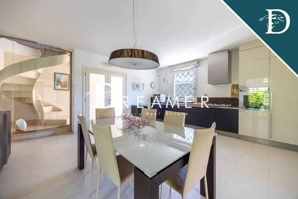 Söögituba - Luxury Villa with Pool in Forte dei Marmi