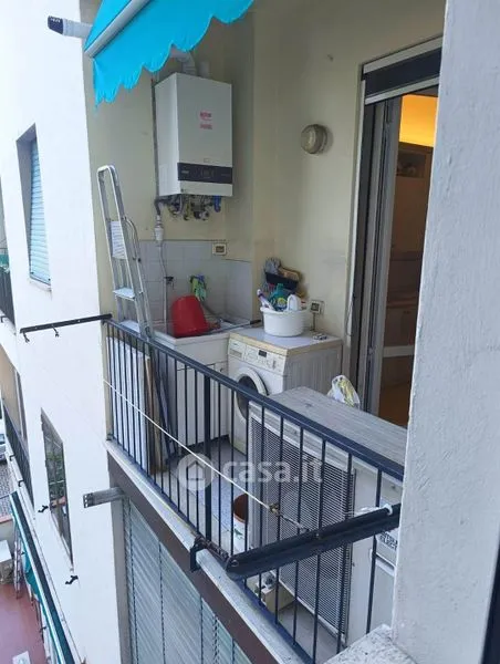 Rõdu - Apartment with Balcony in Novoli, Florence