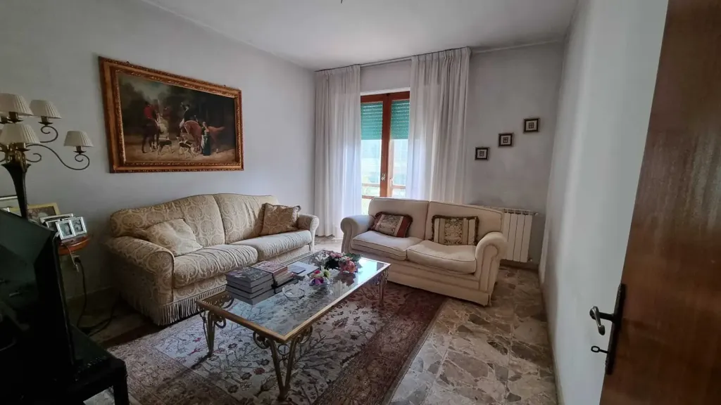 Elutuba - Apartment with Terraces in Prato