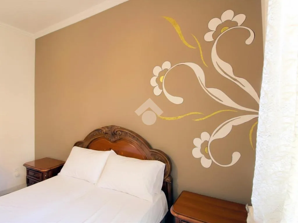 Magamistoad - Modern 3-Bedroom Apartment in Lucera