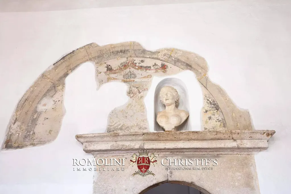 Toad - Historic Estate with Castle in Umbria