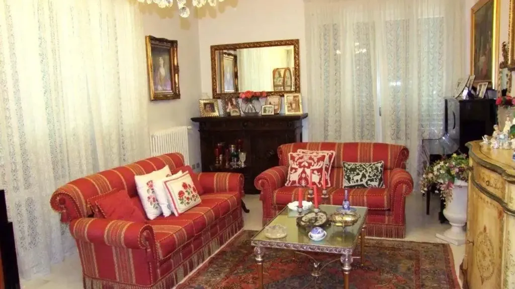Séjour - Luxury Apartment with River View in Pontassieve