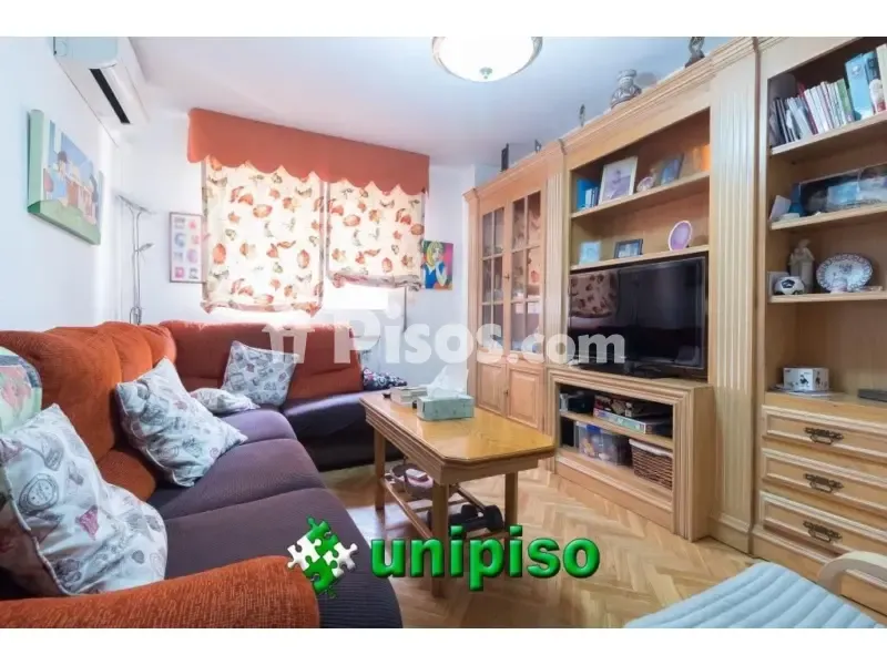 Elutuba - Duplex with Terrace in Leganés Centre