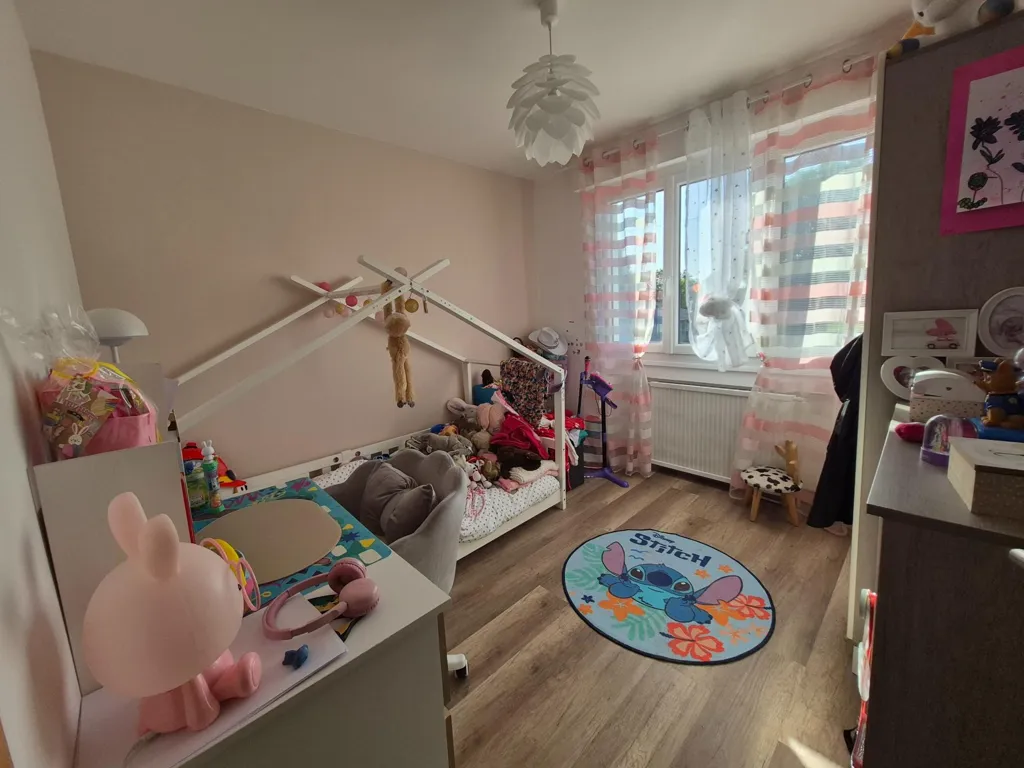 Chambres - Maison rénovée avec jardin dans un quartier calme à Verdun