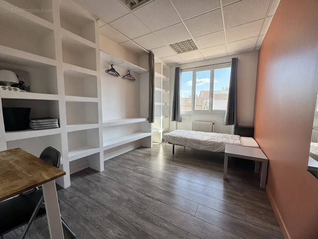 Camere da letto - Large 6-Bedroom Apartment in Lyon 9