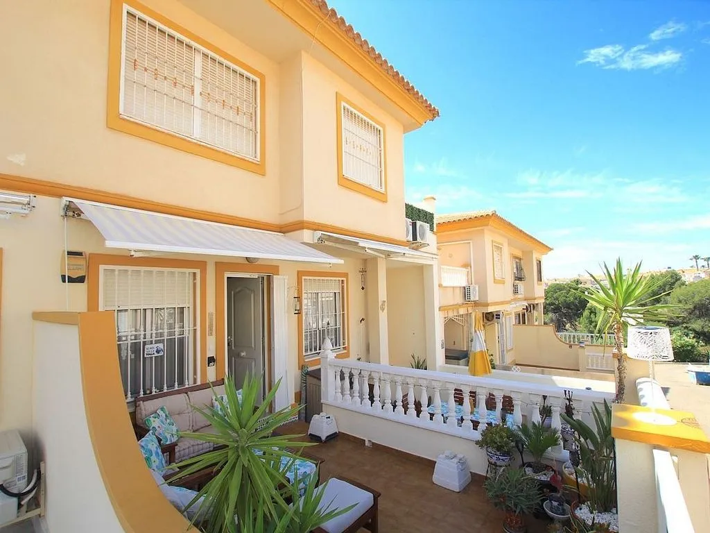 Terrass - Apartment with Pool and Terrace in Playa Flamenca