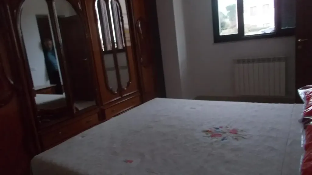 Chambres - Armed Trilocale in Pontedera