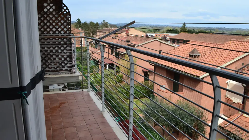 Balcon - Trilocale with Balconies in Sovicille