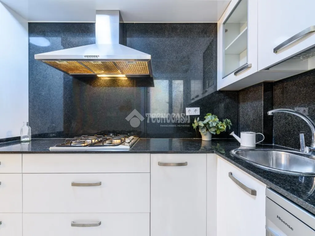 Cuisine - Fully Renovated Flat Near Beach in Tarragona