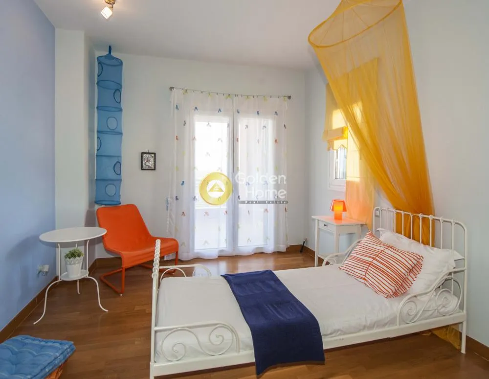 8-room house in GR