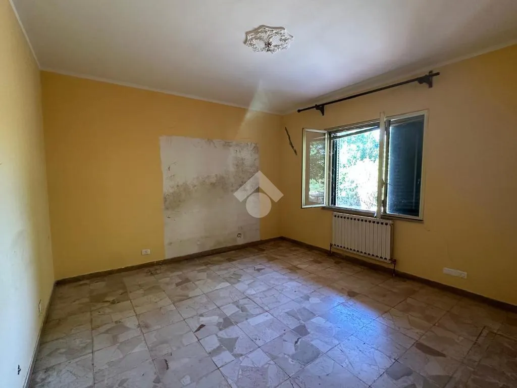 Pièces - Single-Storey Villa with Garden in Capannori
