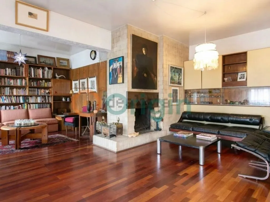 Séjour - Architect-Designed Flat with Terrace in Alto dos Moinhos