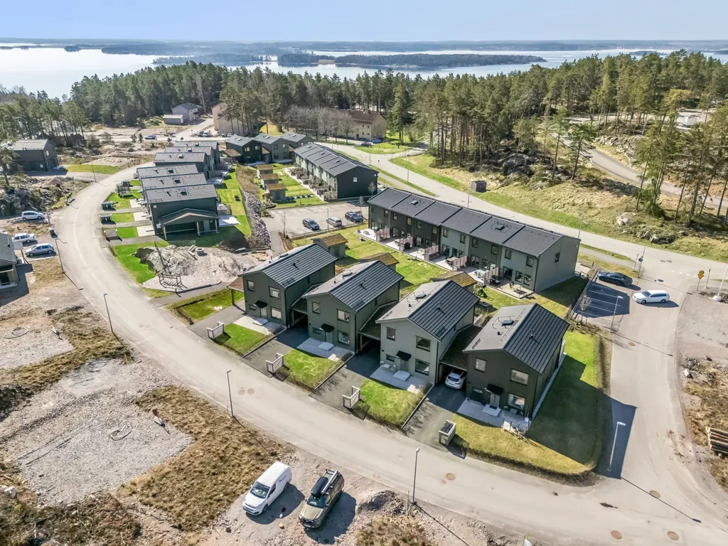 Õhuvaade - Apartment with Garden in Norrköping