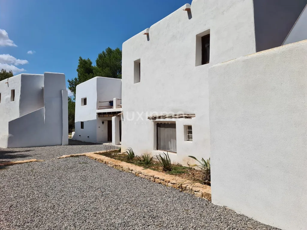Välivaade - Traditional Finca with Forest View in Santa Eulalia
