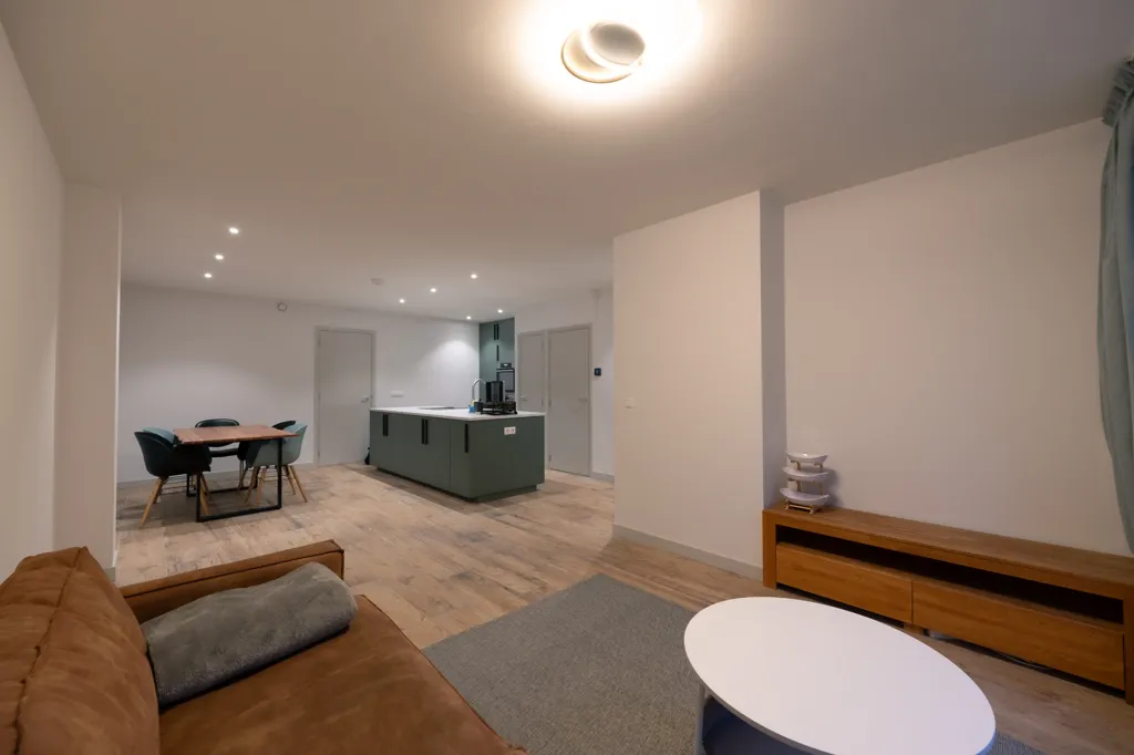 Elutuba - Modernised Ground Floor Flat with Garden in Amsterdam-Zuid