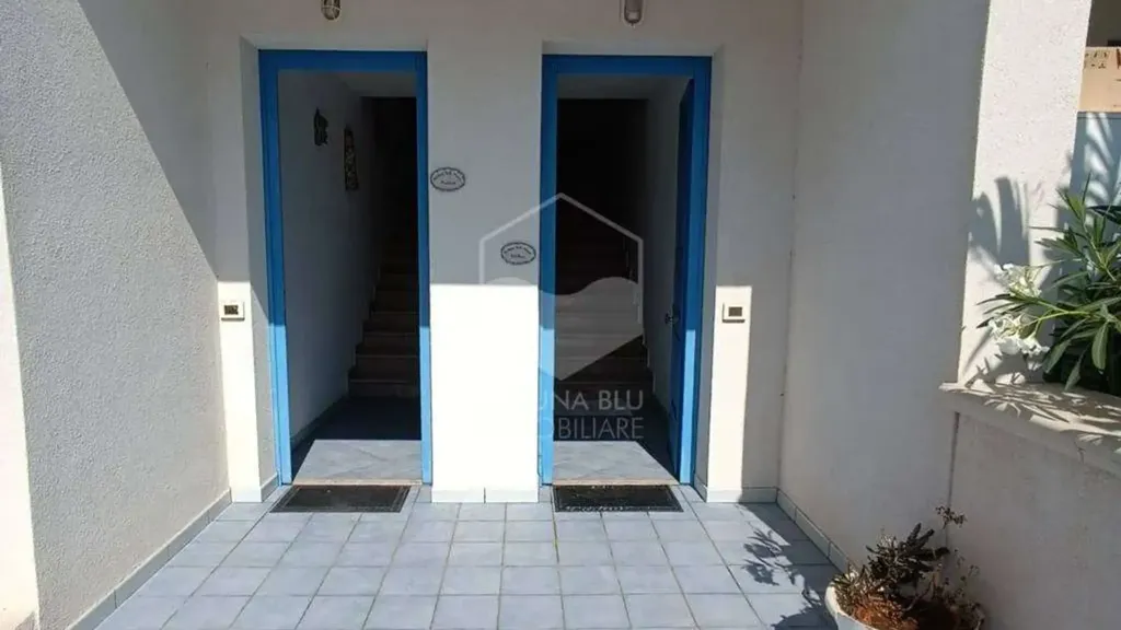 Entrée - Independent House with Balcony near Marsala