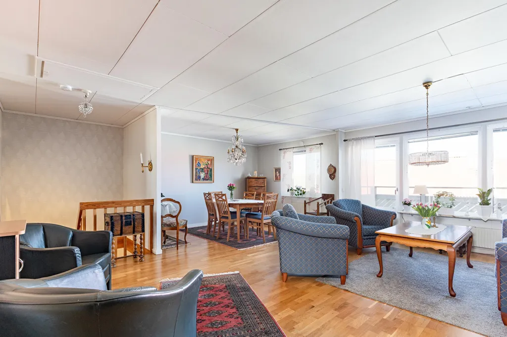 Elutuba - Terraced House with Private Balcony in Bankeryd