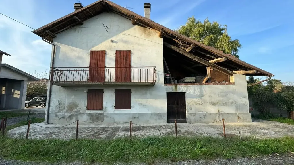 Extérieur - Rustic Cottage for Renovation in Casale Monferrato