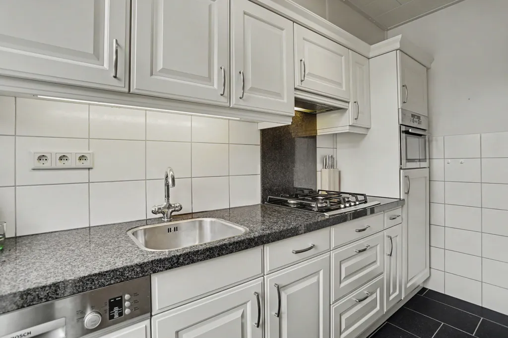 Cucina - Family-Friendly Semi-Detached House in Hapert