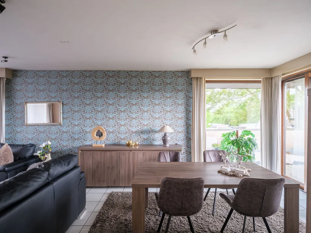 Salle à manger - Maison avec Commerces et Jardin à Moerbeke