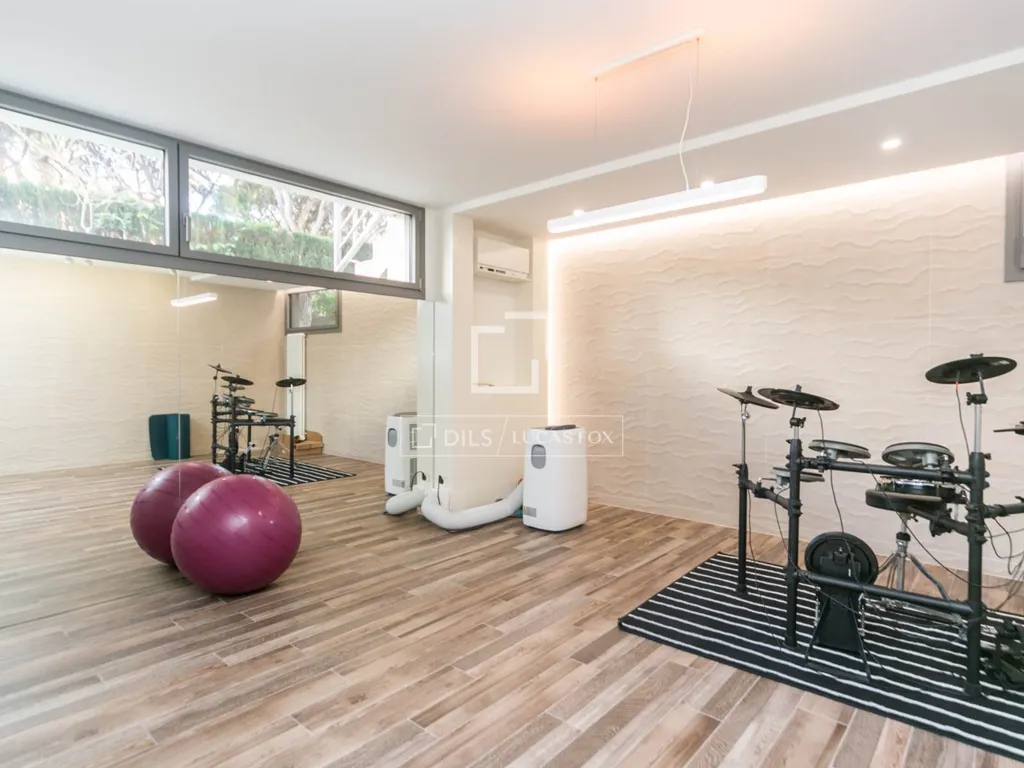Stanze - Luxury Villa with Pool in Gavà Mar
