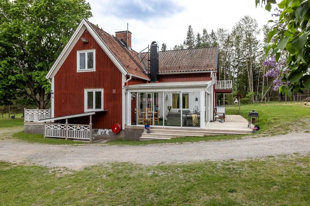 7-toaline maja asukohas Norrtälje kommun