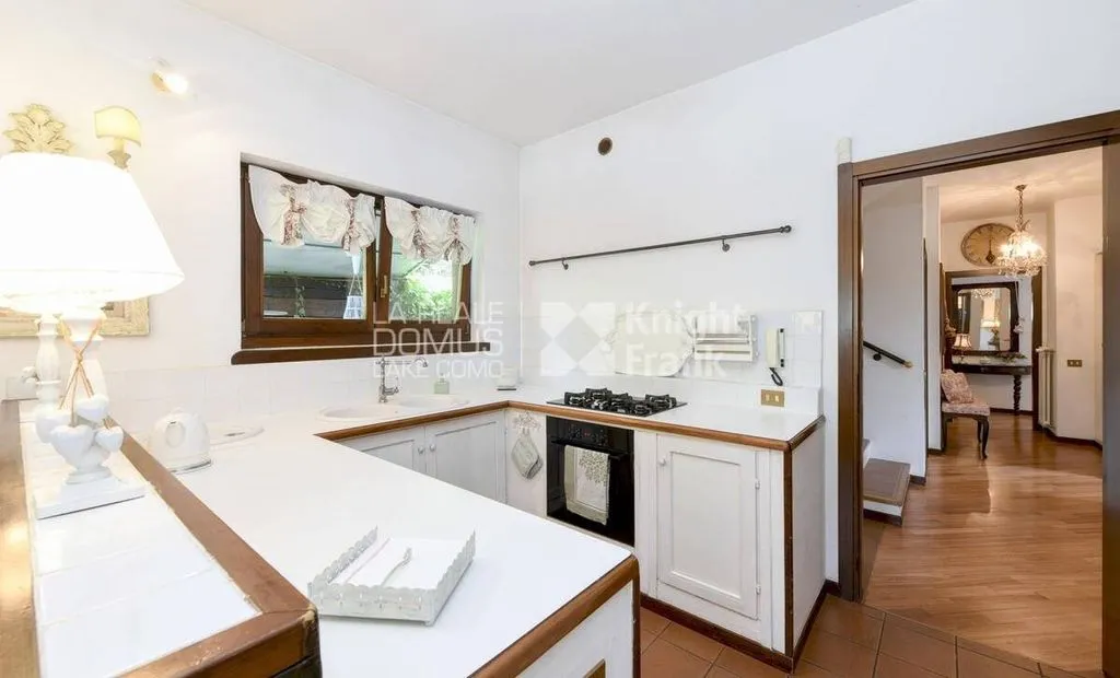 Köök - Villa with Pool in Guanzate, Italy