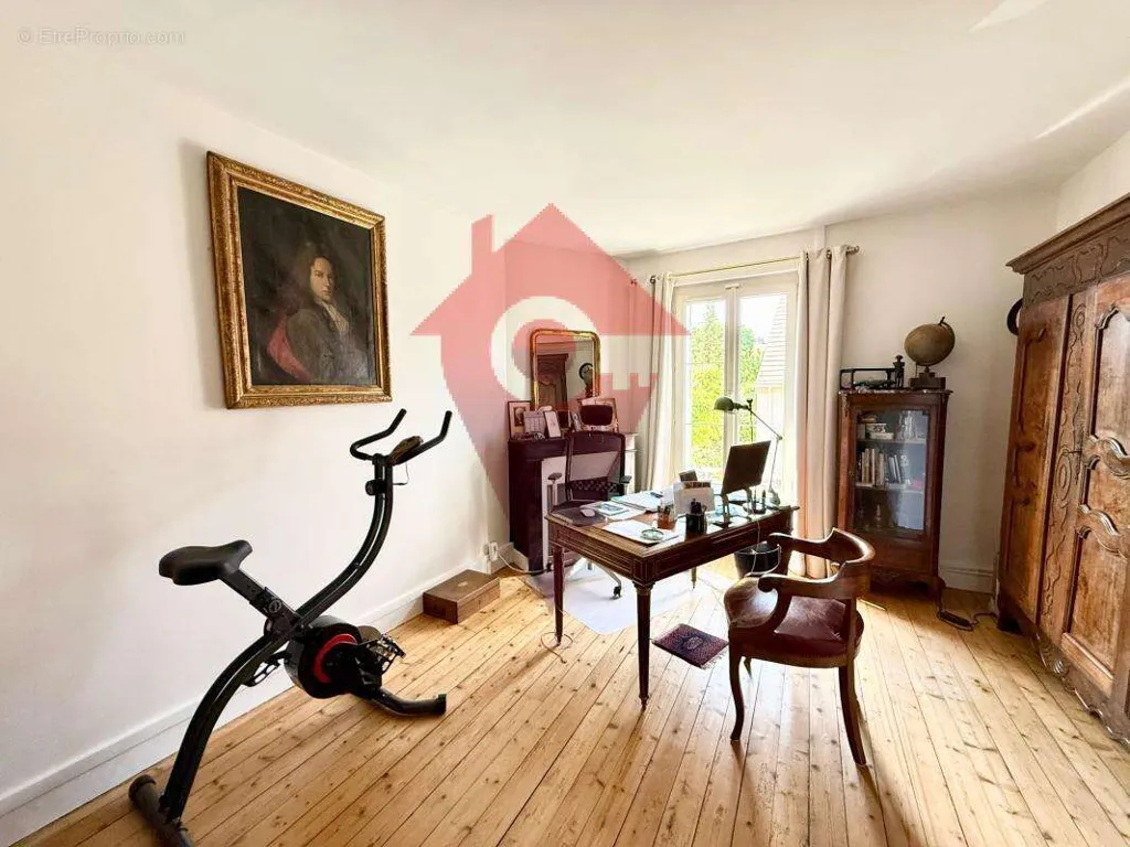 Kabinet - Rustic House with Garden in Crespières