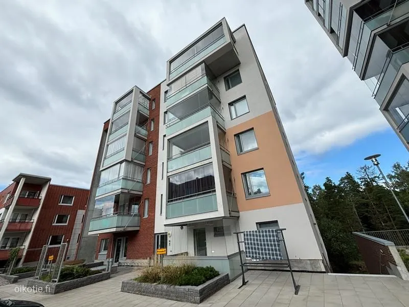 Välivaade - Modern Apartment with Balcony in Tiistilä, Espoo