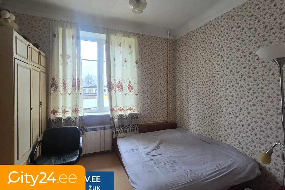Chambres - Top Floor Flat with Balcony in Narva