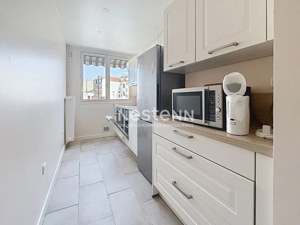 Köök - Bright 3-Bed Flat with Balcony in Issy