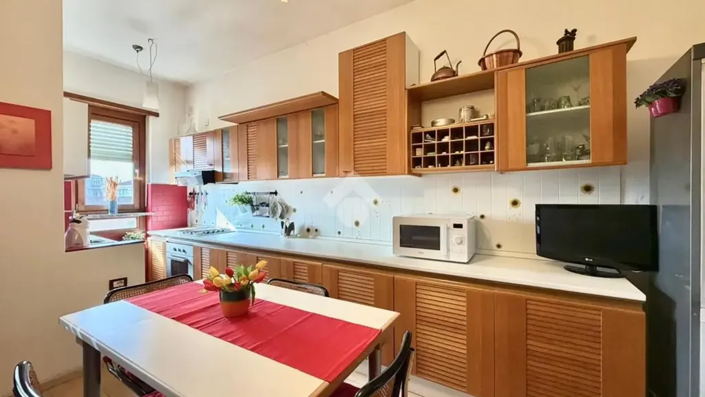 Cuisine - Rented Apartment with Balconies in Orbassano
