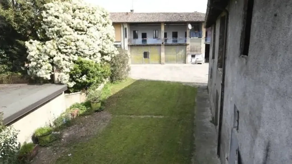 Jardin - Rustic Property with Garden in Cazzago San Martino