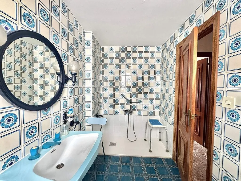 Salles de bain - Apartment with Balcón in Gandía