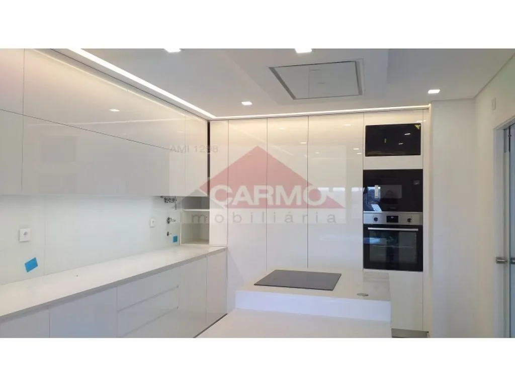 Kitchen - Luxury T3 Flat with Solar Panels in Montijo