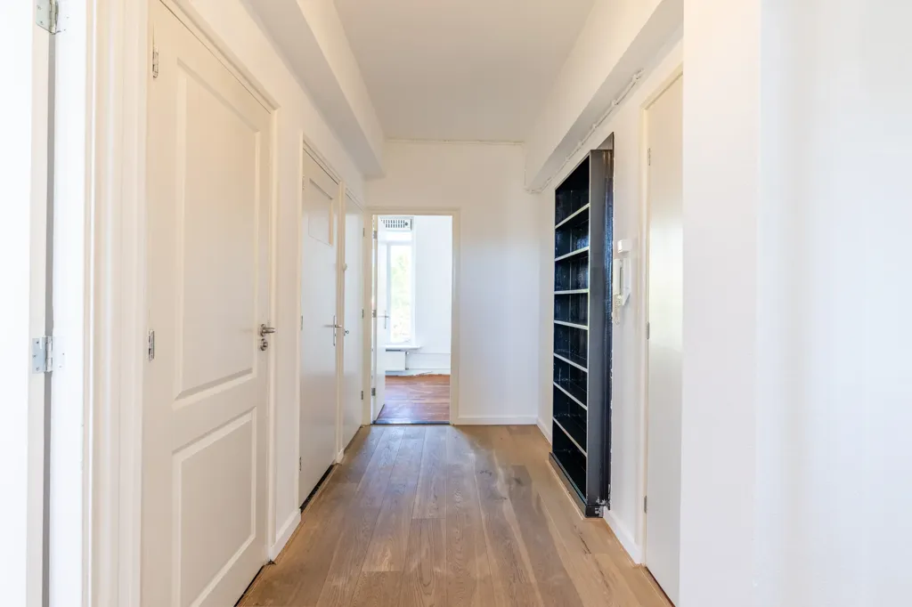 Hallway - 3-Bedroom Apartment with Balcony in Arnhem