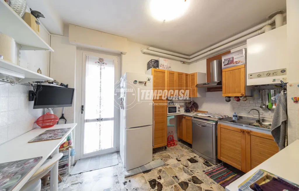 Köök - Apartment with Balcony in Central Bulciago
