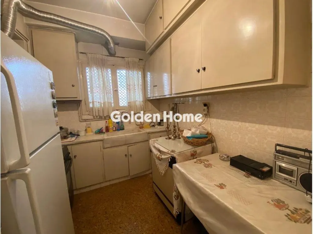 Cuisine - Apartment with Balcony in Kypseli