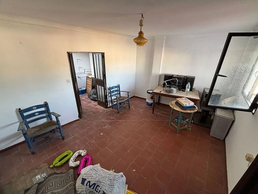 Pièces - Two-Unit House with Terrace in Álora
